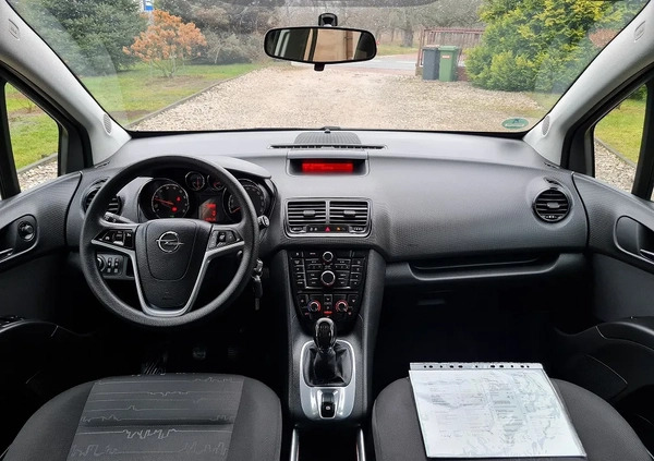 Opel Meriva cena 34555 przebieg: 115900, rok produkcji 2015 z Przysucha małe 781